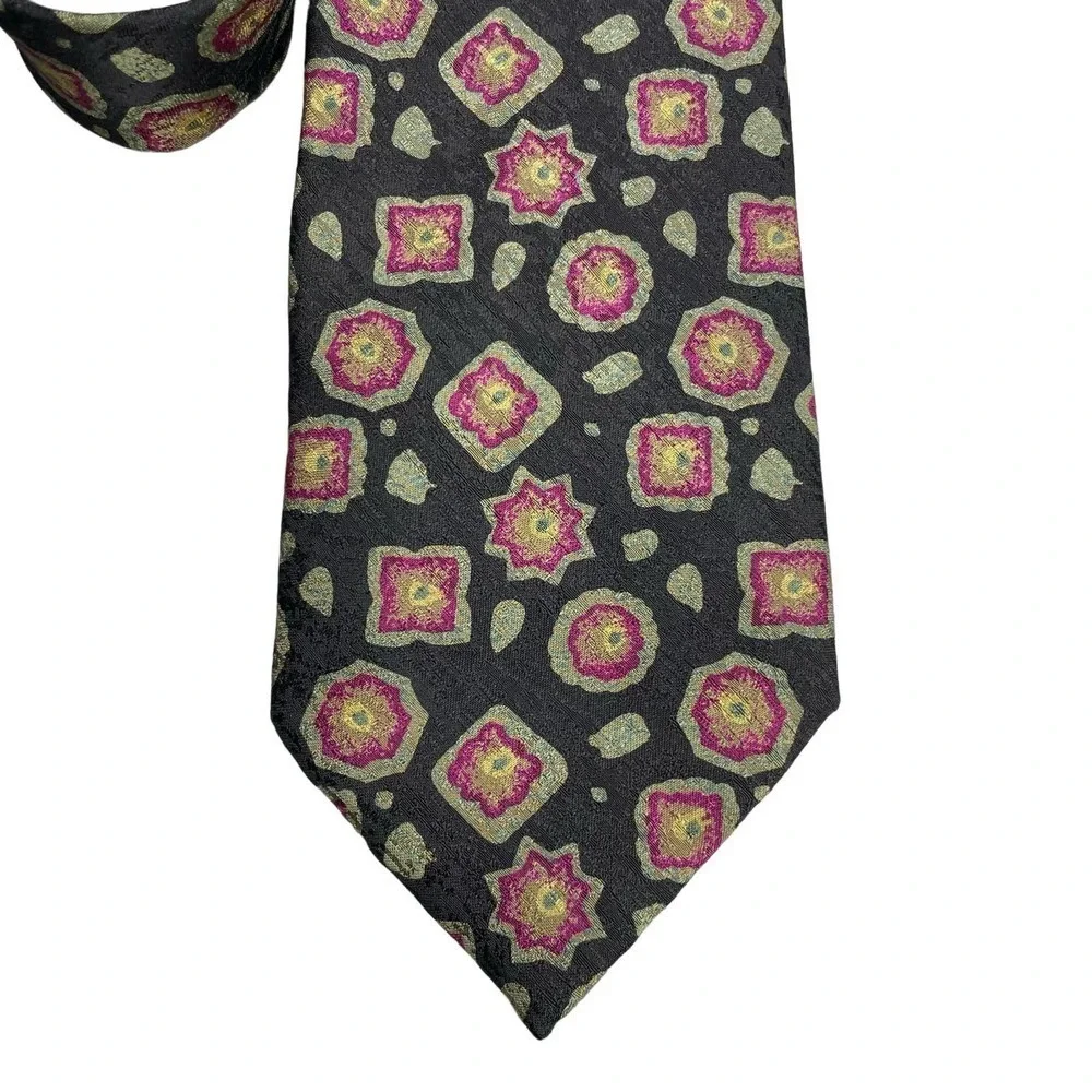 ERMENEGILDO ZEGNA Men's 100% Silk Patterned Tie Made In Italy